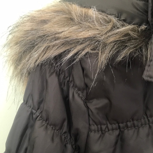 Macy’s green winter jacket faux fur NWT - Picture 3 of 4